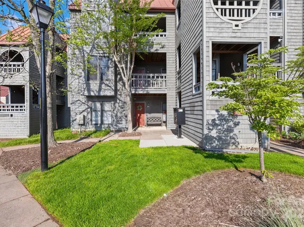 9025 J M Keynes Dr Unit 69, Charlotte, NC 28262