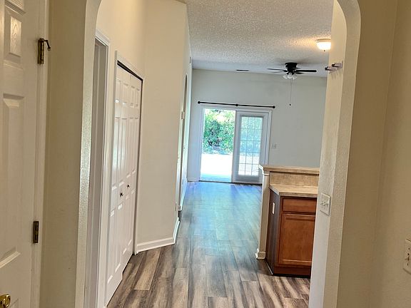 3rd image of 3 Falkland Ave
