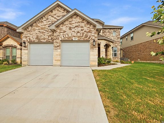 2nd image of 2560 Windle Ln