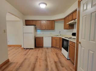 54 Hart Pl APT 8, Orchard Park, NY 14127