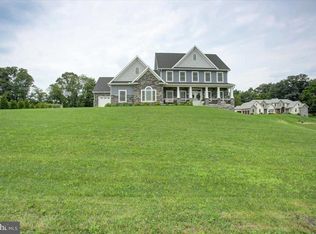 161 Lindman Dr, Chambersburg, PA 17202