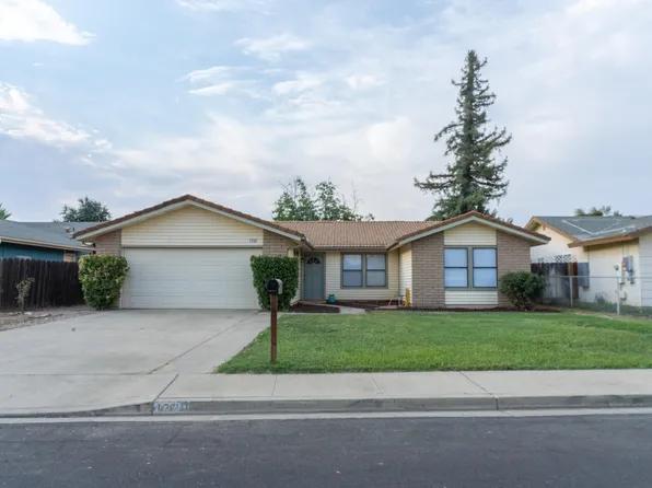 1720 E Seeger Court, Visalia, CA 93292