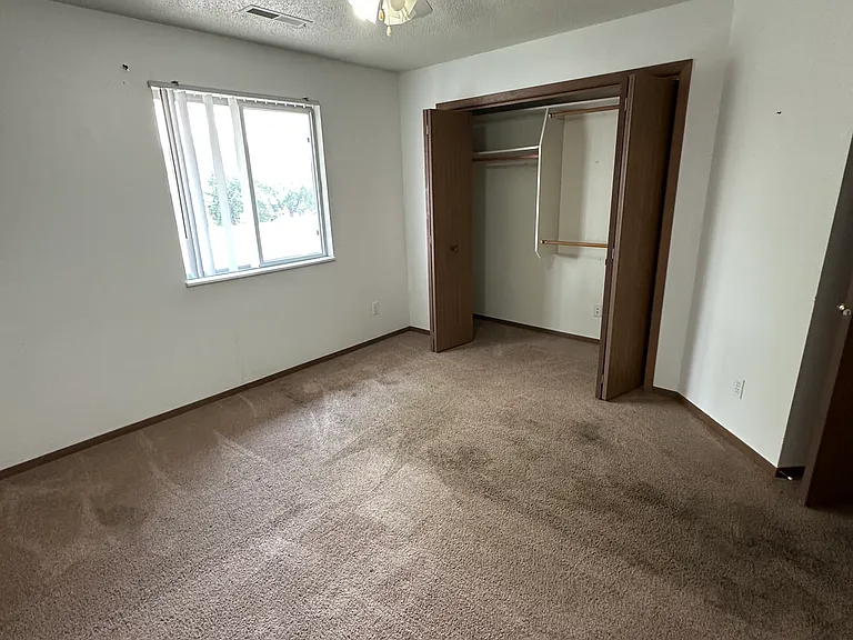 205 5th St #9 — Photo 9