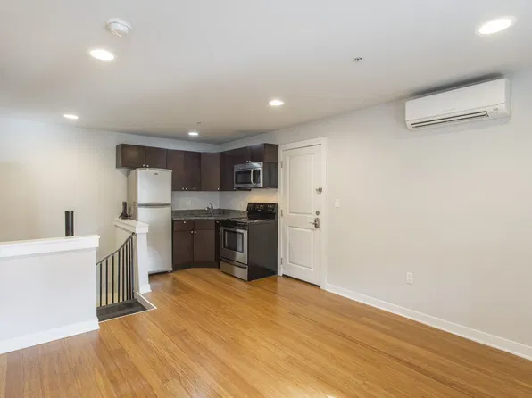 4029 Spruce Street, 4029 Spruce St APT 3R, Philadelphia, PA 19104