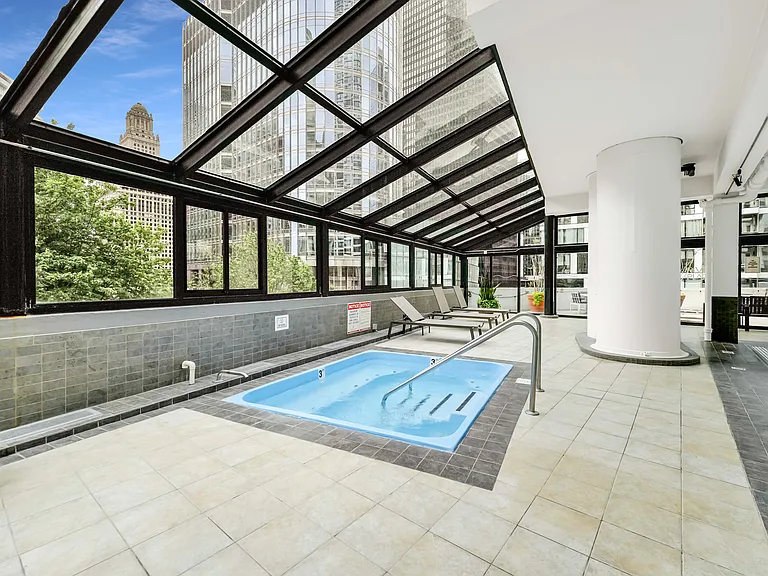405 N Wabash Ave #707 — Photo 22