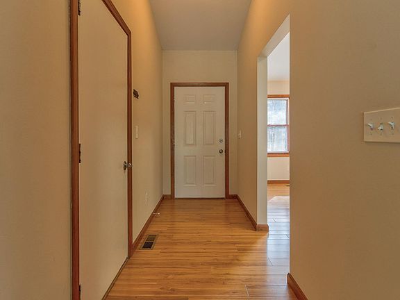 3rd image of 3709 Adobe St