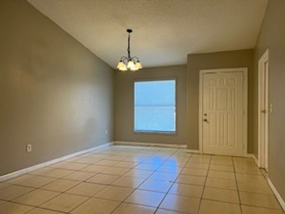 3rd image of 208 Ashford Pl