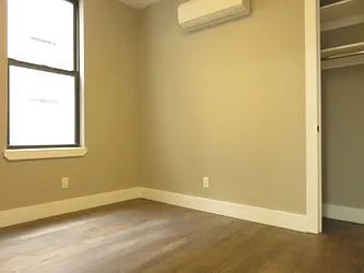 Rented by Rennit Inc.