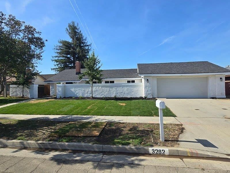 1st image of 3282 E Palo Alto Ave