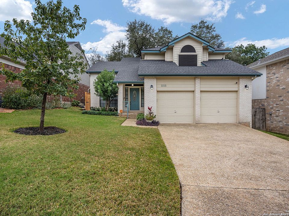 1st image of 1155 Hedgestone