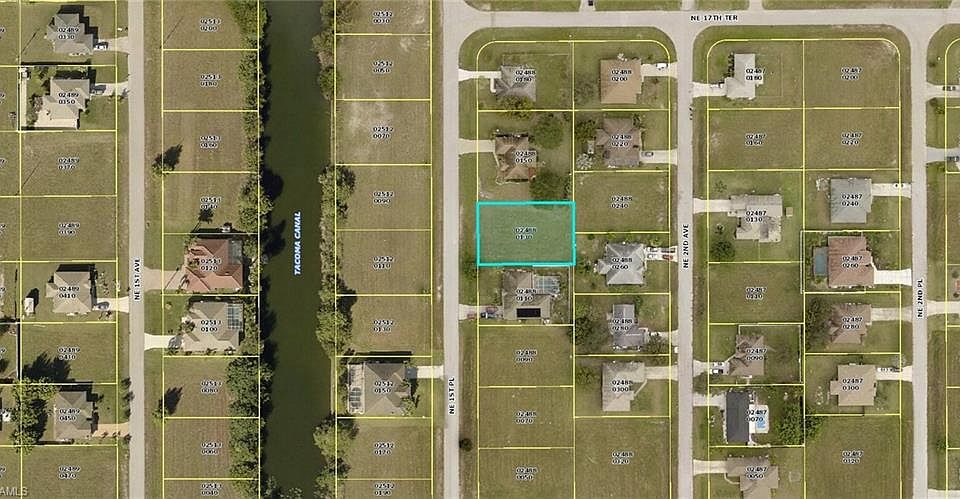 1st image of 1713 NE 1st Pl