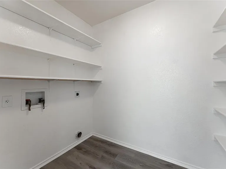 315 E Bello Dr — Photo 13