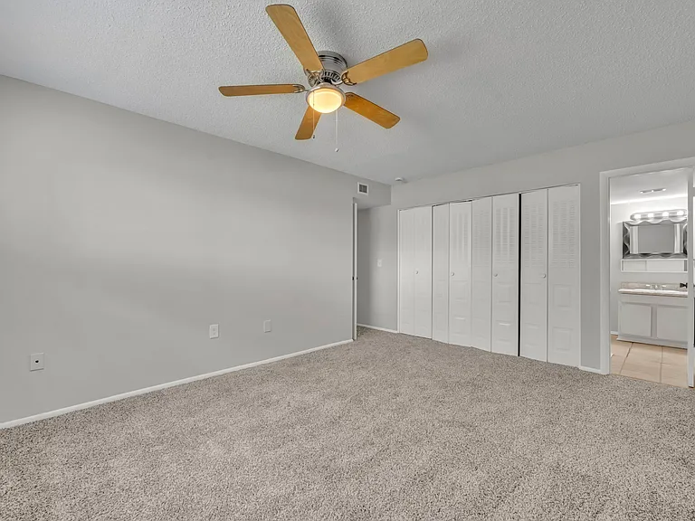 962 Lake Destiny Rd — Photo 10