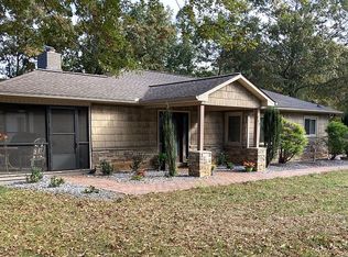 117 Edgewood Ave, Landrum, SC 29356