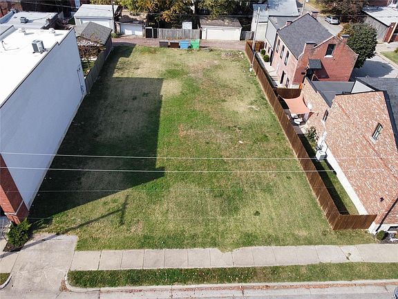5th image of 3009 Missouri Ave