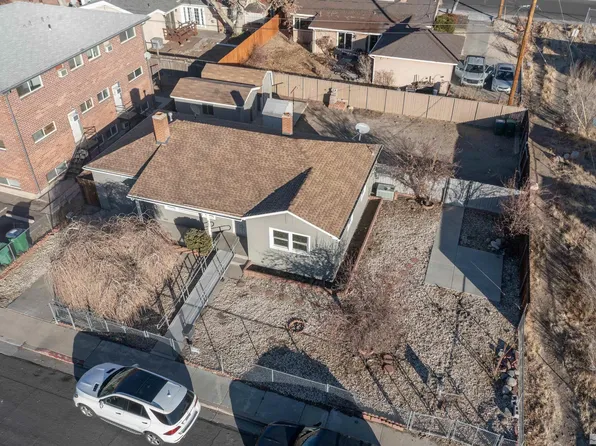 885 Belli Dr, Reno, NV 89502