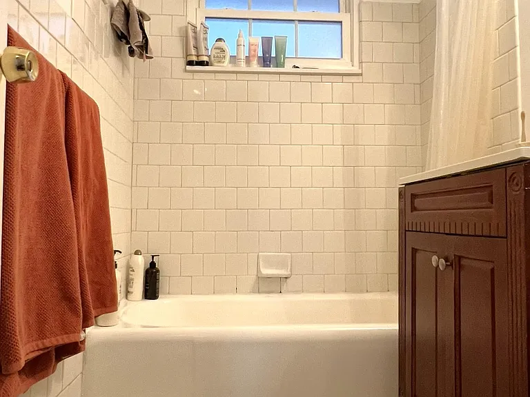 877 Charles Allen Dr NE #4 — Photo 7