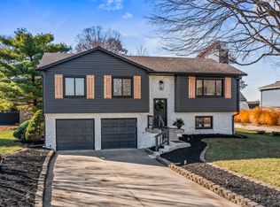 1940 Nantucket Dr, Cicero, IN 46034