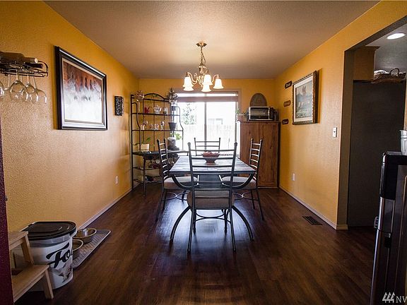 4th image of 2021 Dilley Ave