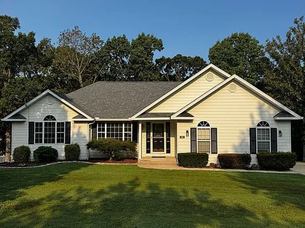 301 Winchester Dr, West Plains, MO 65775