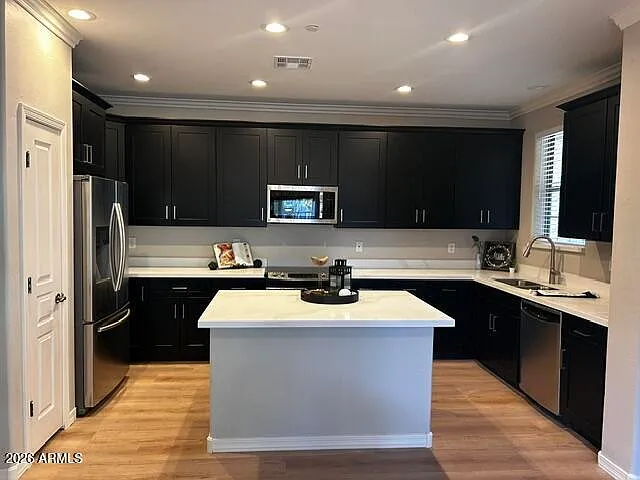1731 E Elgin St — Photo 8