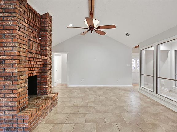2nd image of 8005 Kandy Ln