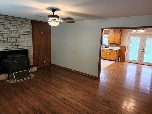 4th image of 2937 N 64th St