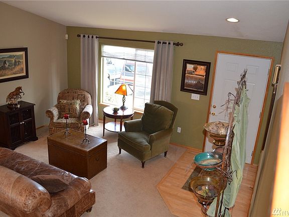 4th image of 2801 47th St NE
