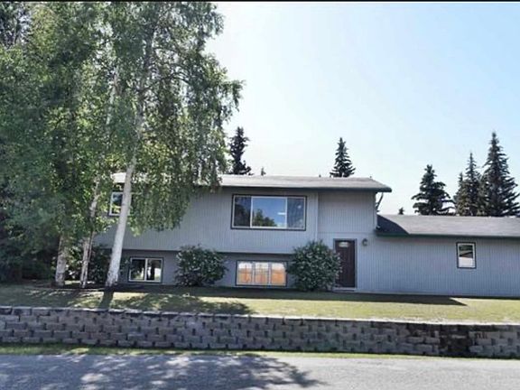 2nd image of 303 Droz Dr #A