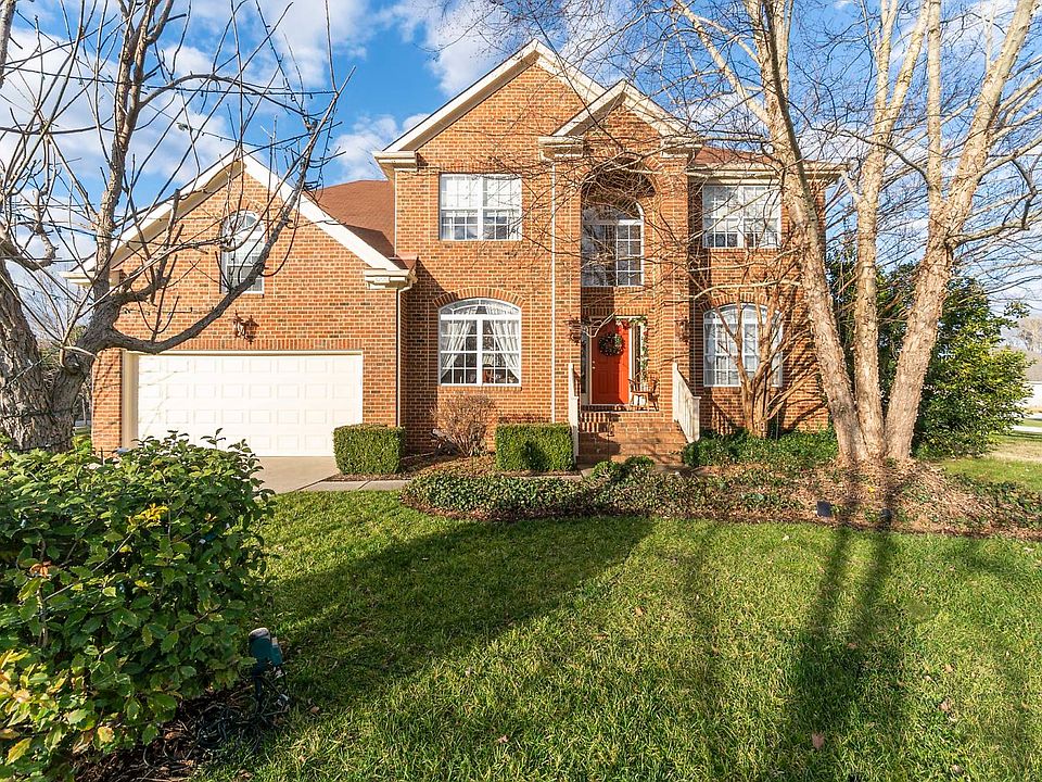 1st image of 3220 Marengo Dr