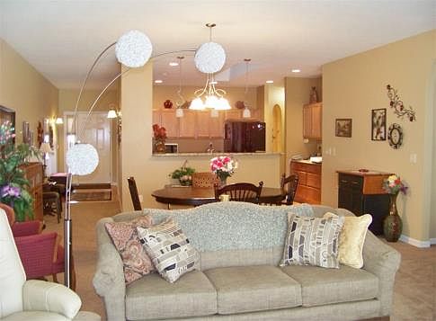 5th image of 412 N Shore Dr Unit B