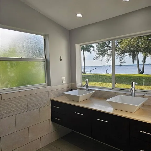 3933 E River Dr — Photo 12