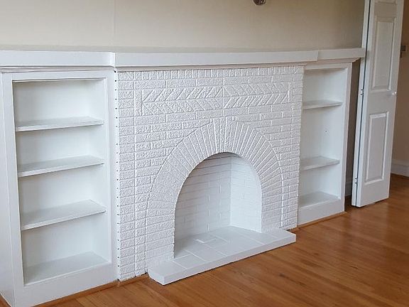 4th image of 516 S Austin Blvd APT 3W