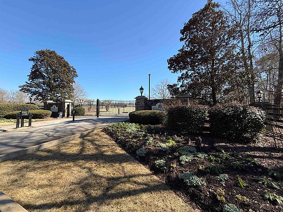 4th image of 147 Waters Edge Dr #203