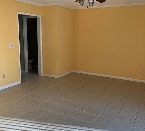 3rd image of 1949 Patterson Cir