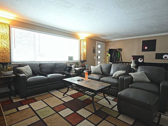 4th image of 2411 E Camino Way