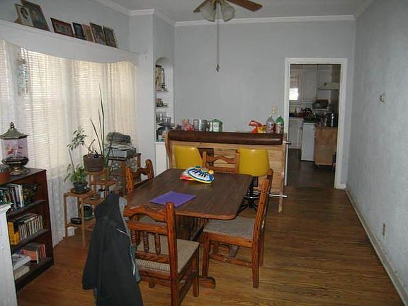 3rd image of 2627 N Pierce St #2629