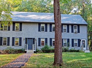 99 Winnicutt Rd, Stratham, NH 03885