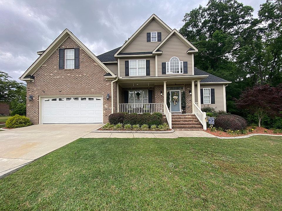 1st image of 203 Ashworth Dr