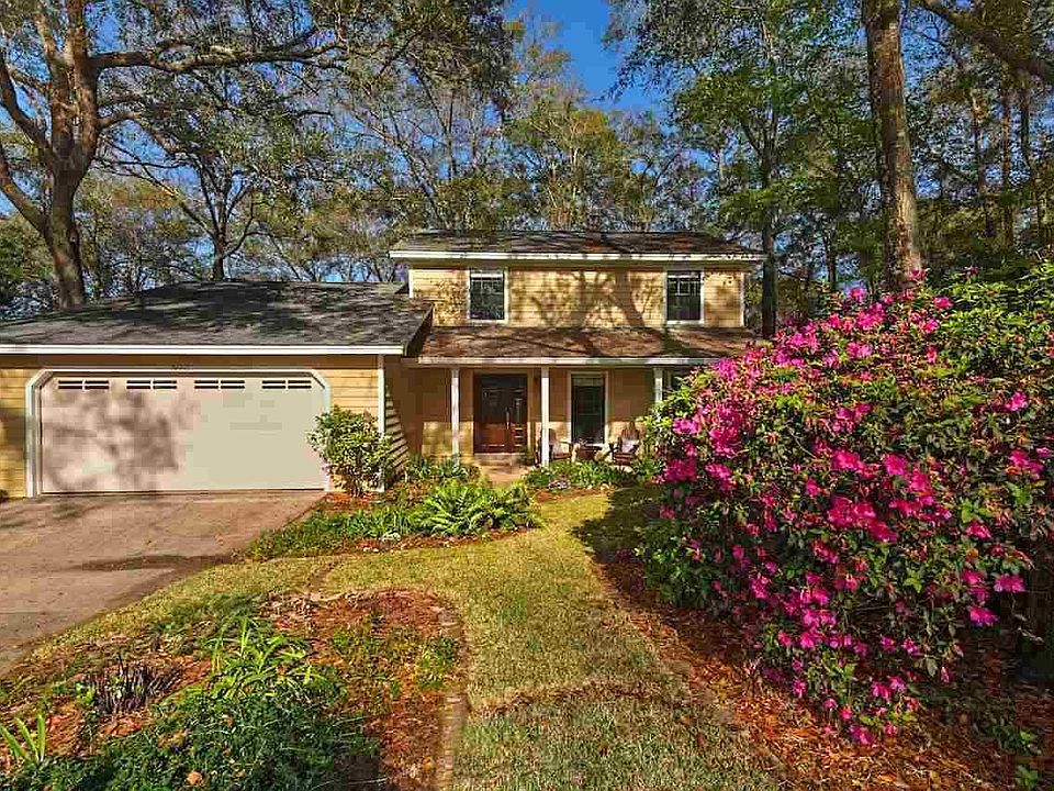 1st image of 3660 Chastain Way