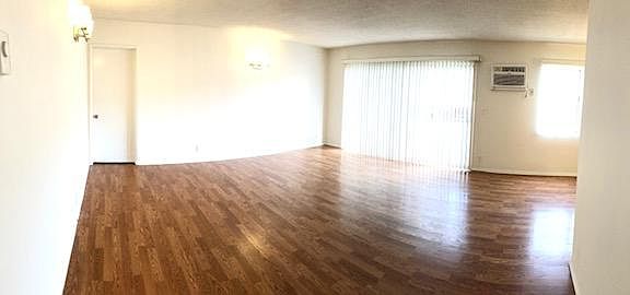 4th image of 9157 Alcott St #3