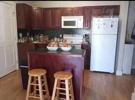 15 E Church St, Kilmarnock, VA