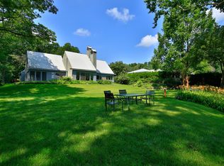 192 Van Wies Point Rd, Glenmont, NY 12077