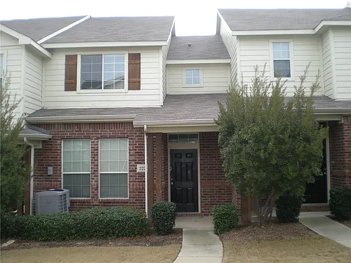2224 Stonepark Pl Photo 1