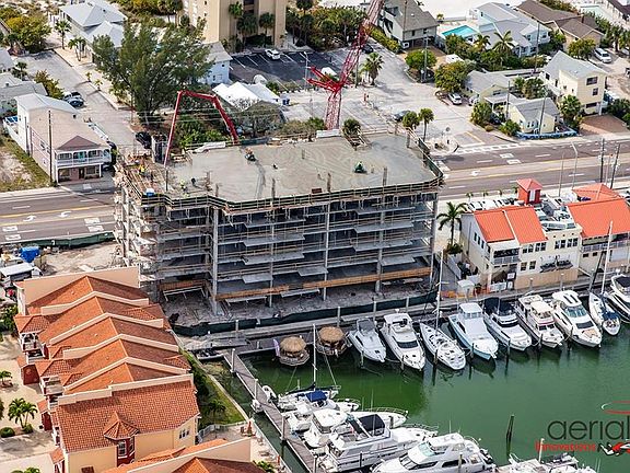 5th image of 13101 Gulf Blvd #1402