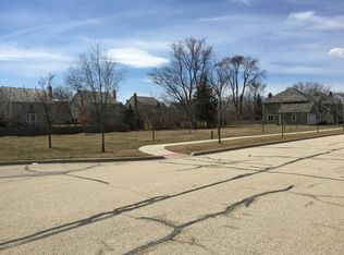 4215 Chatham Ave, Gurnee, IL 60031