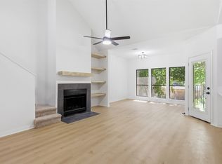 107 Summer Place Cir, Pottsboro, TX 75076