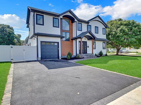 3rd image of 1370 Noel Court