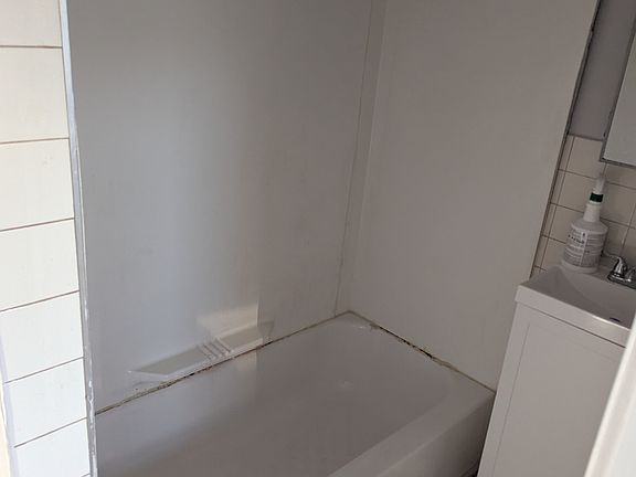 3rd image of 3106 Tremley Point Rd #3