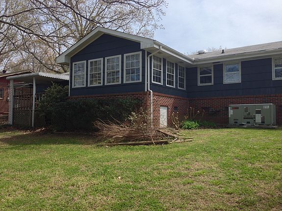 3rd image of 55 Kriswood Dr